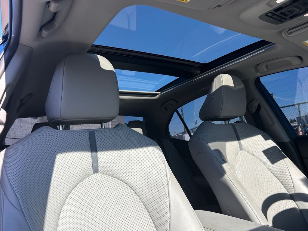 2023 Toyota CAMRY XLE