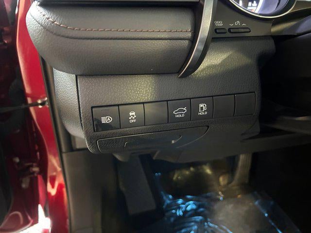 2020 Toyota CAMRY HYBRID XLE 1 Owner Local Trade In