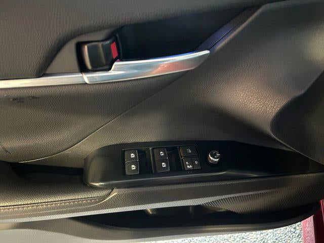 2020 Toyota CAMRY HYBRID XLE 1 Owner Local Trade In