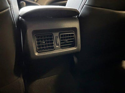 2020 Toyota CAMRY HYBRID XLE 1 Owner Local Trade In