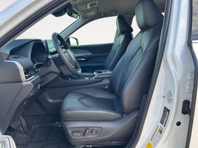 2024 Toyota GRAND HIGHLANDER XLE