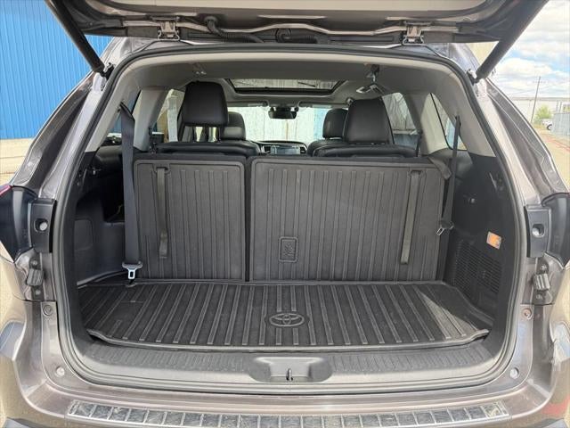 2018 Toyota Highlander Hybrid Limited Platinum 30 MPG