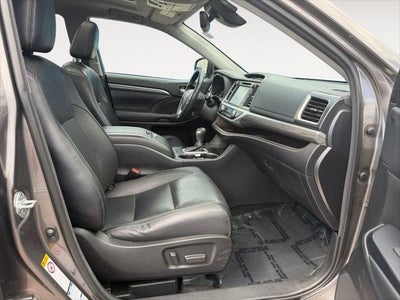 2018 Toyota Highlander Hybrid Limited Platinum 30 MPG