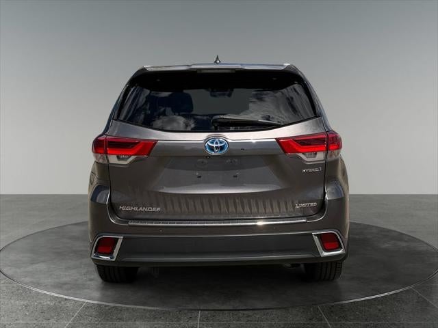 2018 Toyota Highlander Hybrid Limited Platinum 30 MPG
