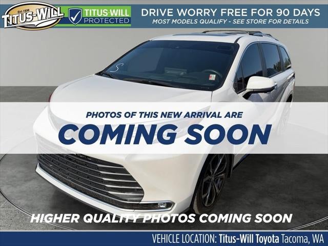 2025 Toyota Sienna Platinum 7 Passenger