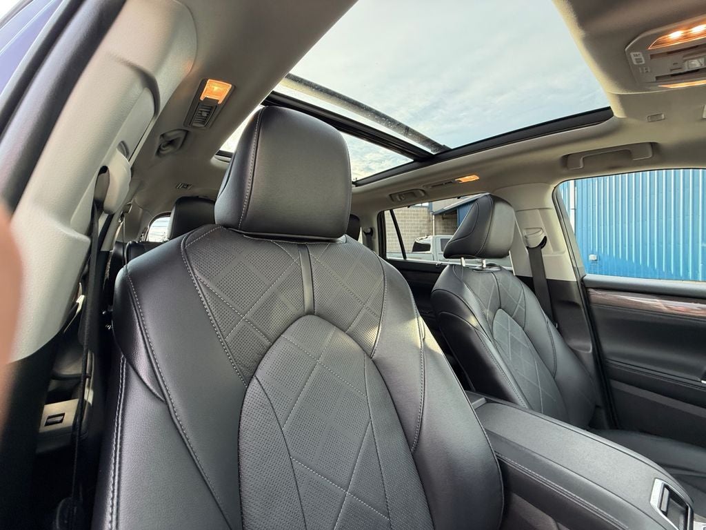2022 Toyota Highlander Platinum