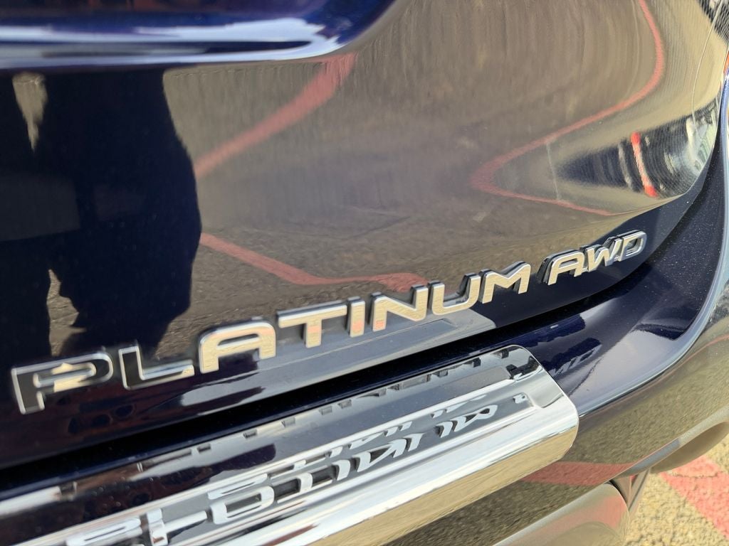 2022 Toyota Highlander Platinum