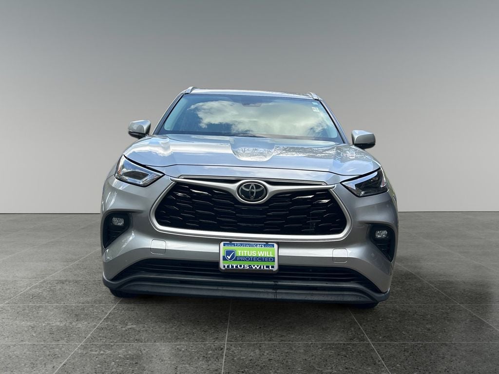 2022 Toyota HIGHLANDER XLE