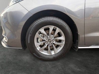 2024 Toyota Sienna XLE 7 Passenger
