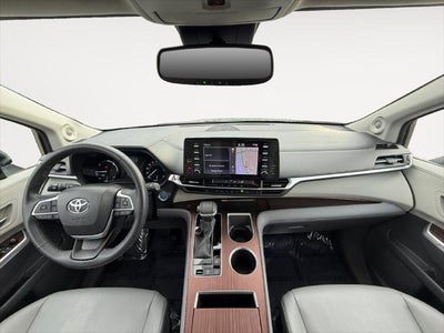 2024 Toyota Sienna XLE 7 Passenger