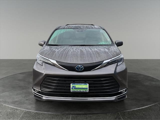 2024 Toyota Sienna XLE 7 Passenger