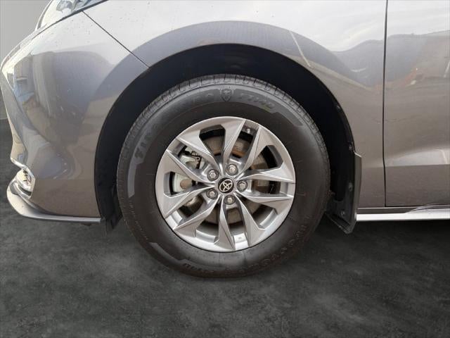 2024 Toyota Sienna XLE 7 Passenger