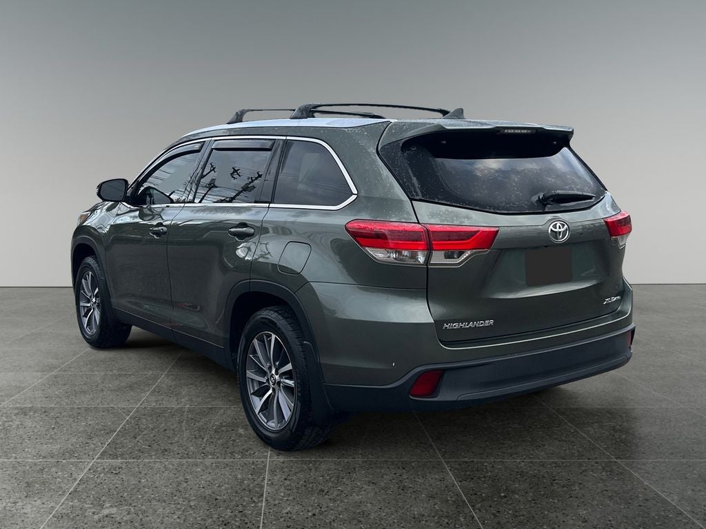 2019 Toyota HIGHLANDER XLE