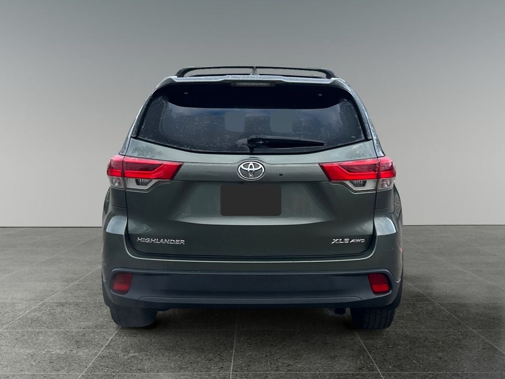 2019 Toyota HIGHLANDER XLE