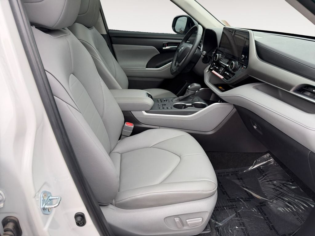 2026 Toyota Highlander XLE