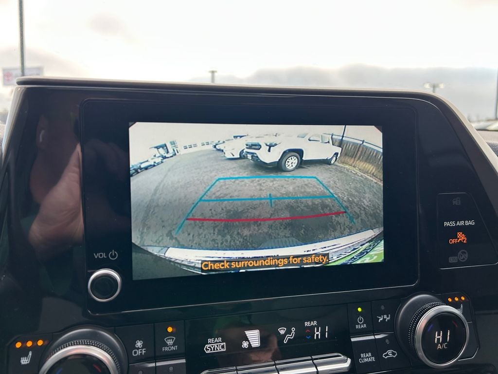 2024 Toyota Highlander XLE