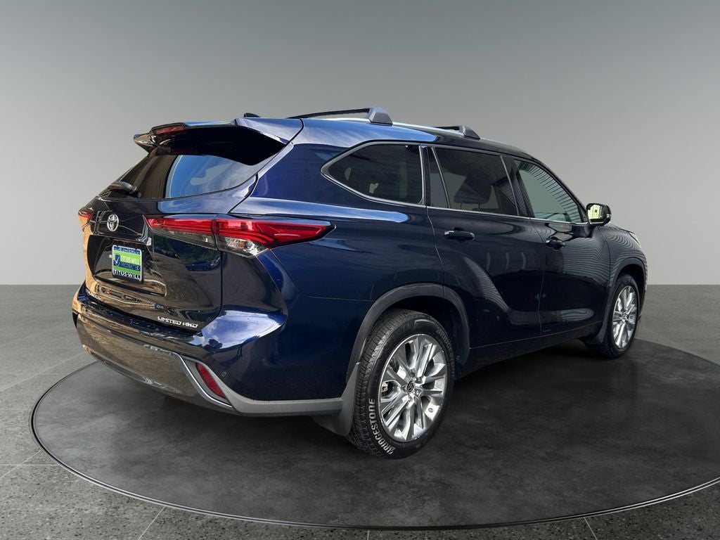 2023 Toyota Highlander Limited 1 OWNER