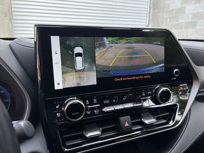 2023 Toyota Highlander Limited 1 OWNER