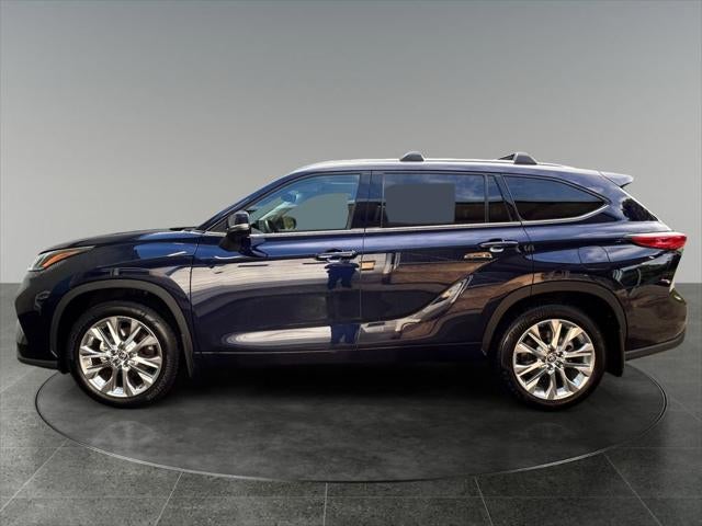 2023 Toyota Highlander Limited 1 OWNER