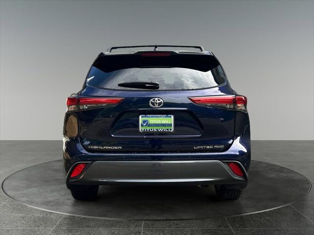 2023 Toyota Highlander Limited 1 OWNER