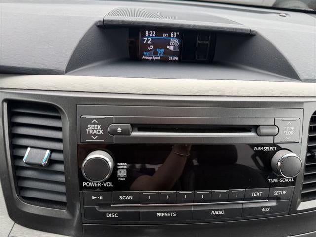 2013 Toyota Sienna SE 8 Passenger