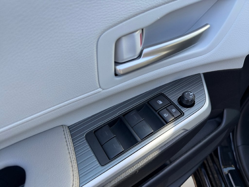 2026 Toyota Sienna XLE 8 Passenger