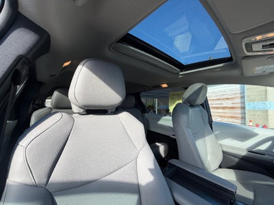 2026 Toyota Sienna XLE 8 Passenger