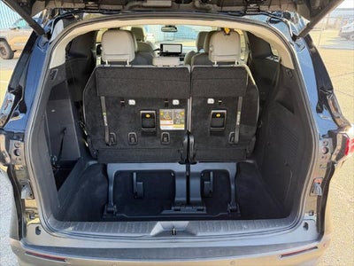 2026 Toyota Sienna XLE 8 Passenger