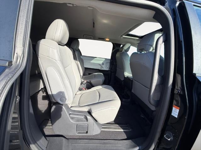 2026 Toyota Sienna XLE 8 Passenger