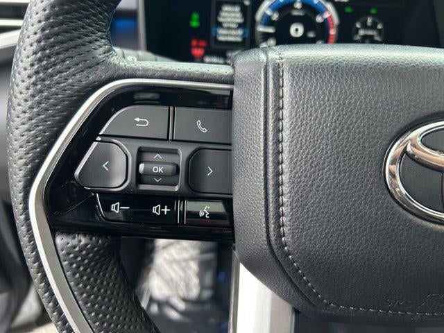 2023 Toyota TUNDRA 4X4 Platinum 1 Owner Local Trade In