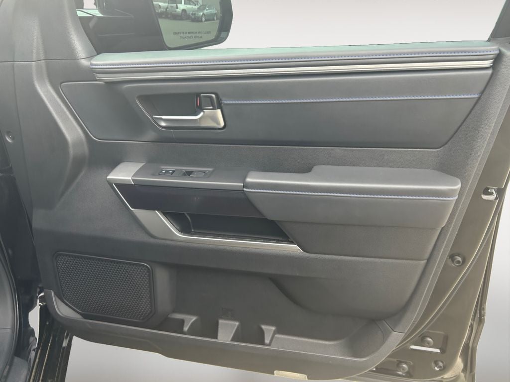 2023 Toyota Tundra Hybrid Platinum