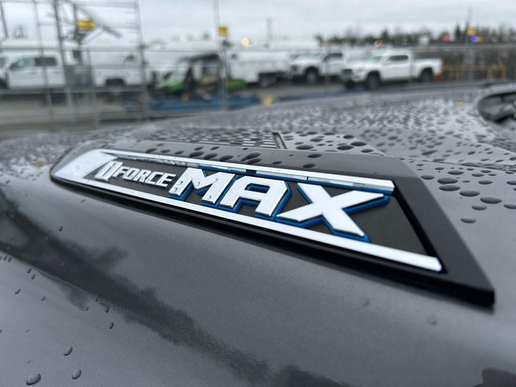 2023 Toyota Tundra Hybrid Platinum