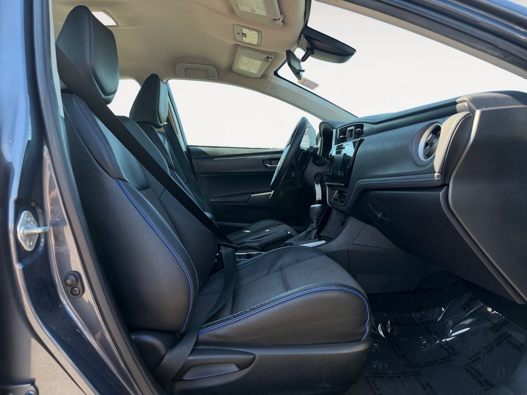 2017 Toyota COROLLA SE