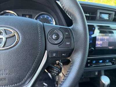 2017 Toyota COROLLA SE