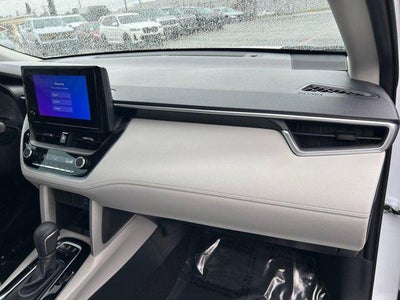 2024 Toyota Corolla Cross LE