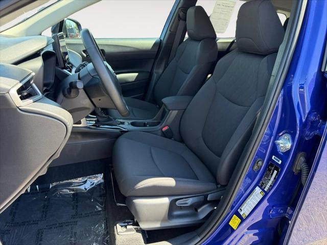 2025 Toyota Corolla Cross LE ONE OWNER