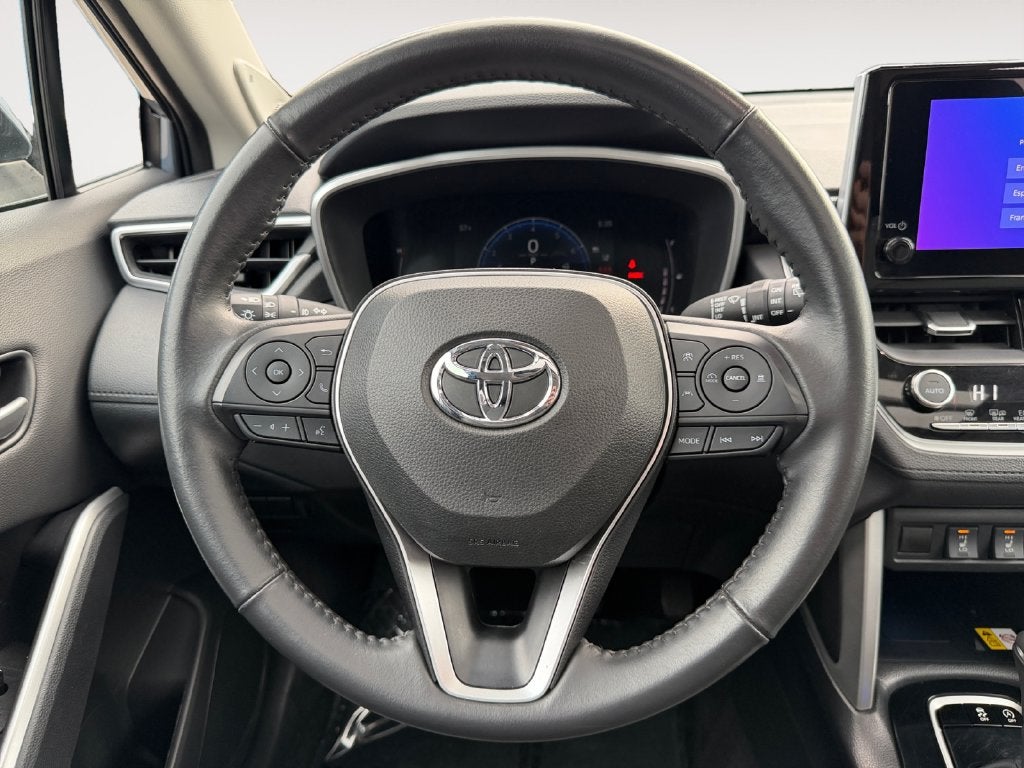 2023 Toyota Corolla Cross XLE