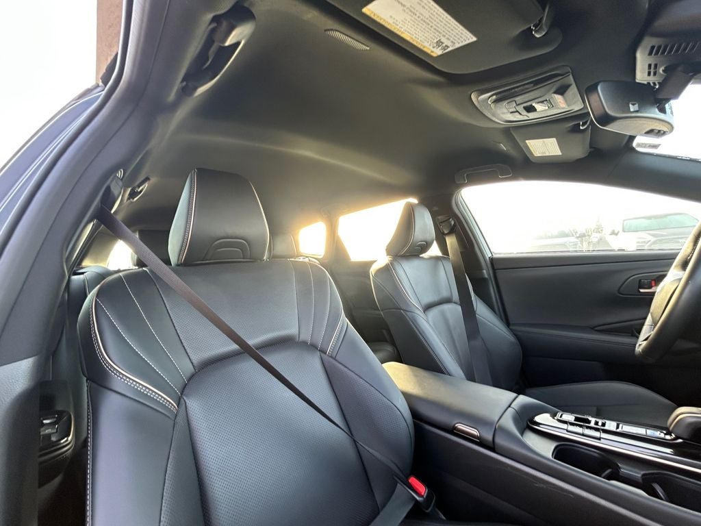 2025 Toyota Crown Signia XLE