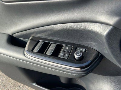 2025 Toyota CROWN SIGNIA XLE Certified