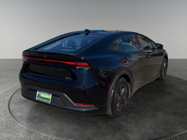 2025 Toyota Prius LE