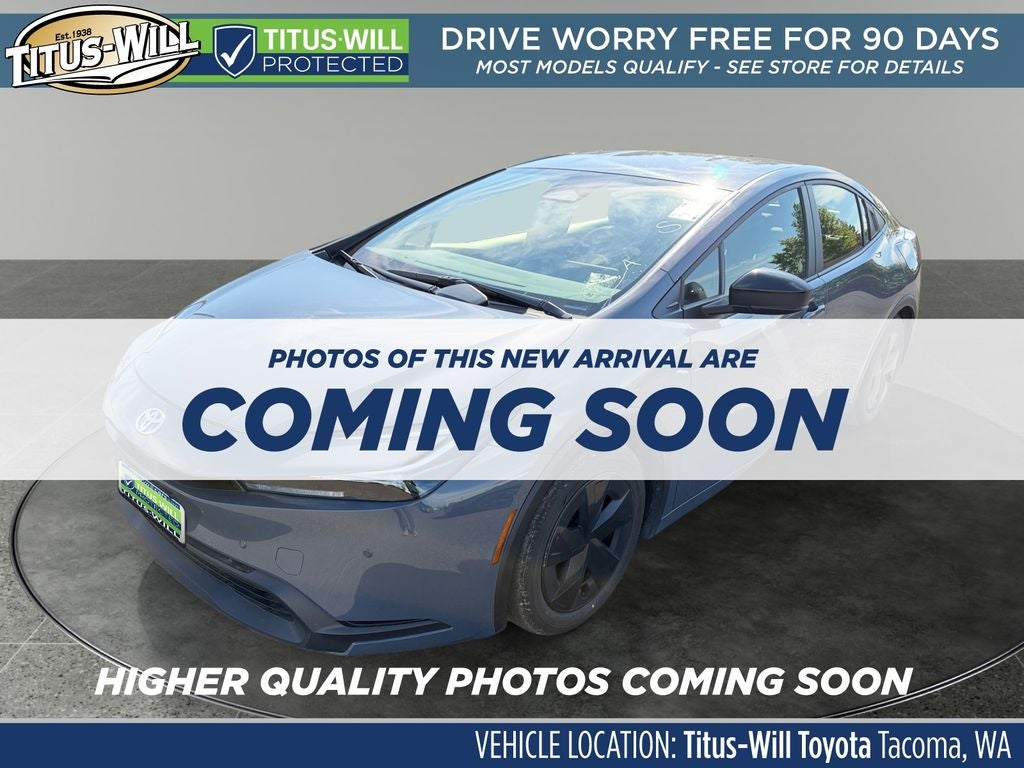 2025 Toyota Prius LE