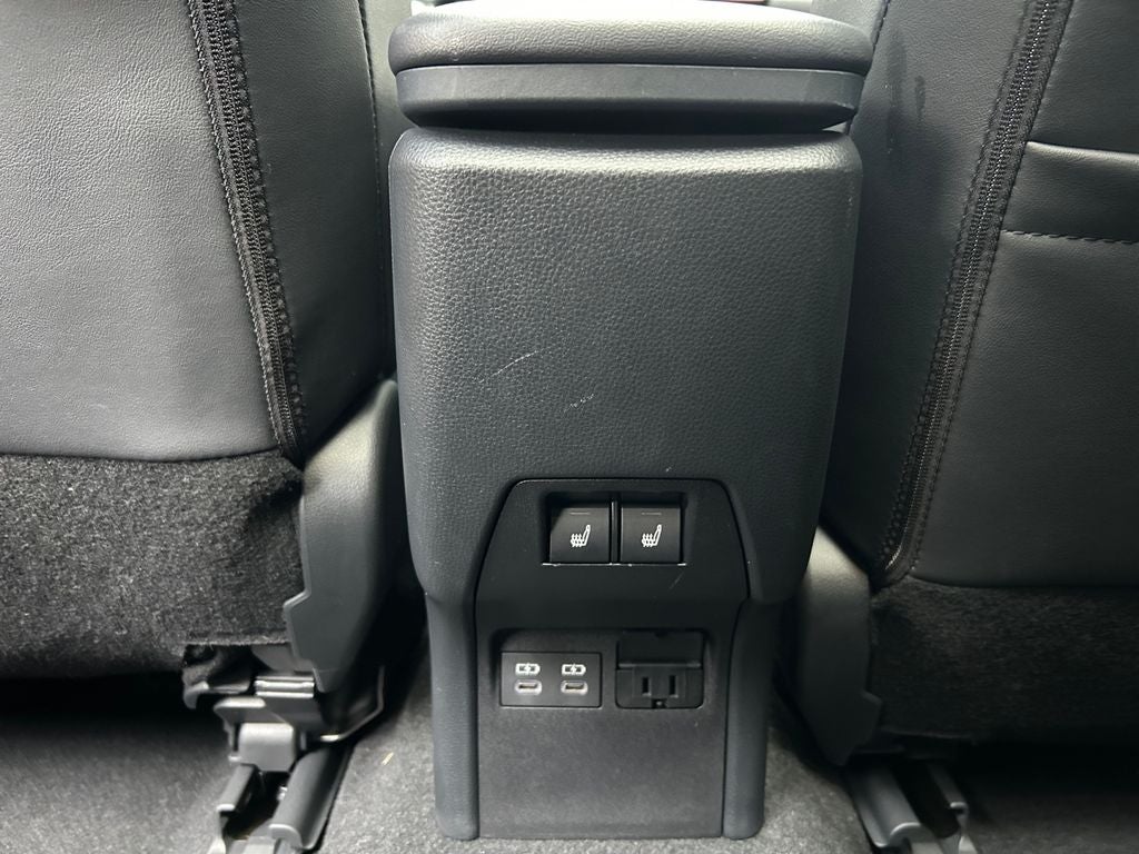 2024 Toyota PRIUS PRIME XSE Premium