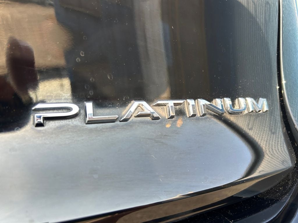 2025 Toyota Crown Platinum