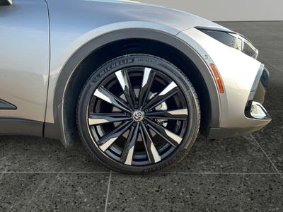 2025 Toyota Crown Platinum