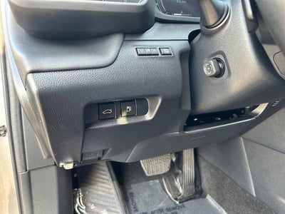 2025 Toyota CROWN Platinum