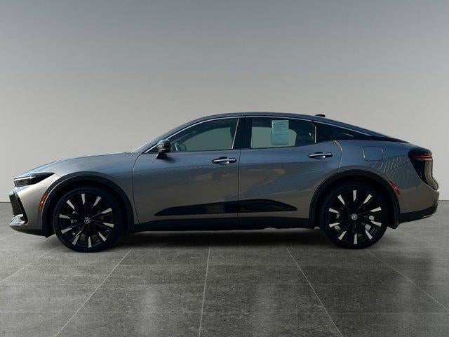 2025 Toyota CROWN Platinum