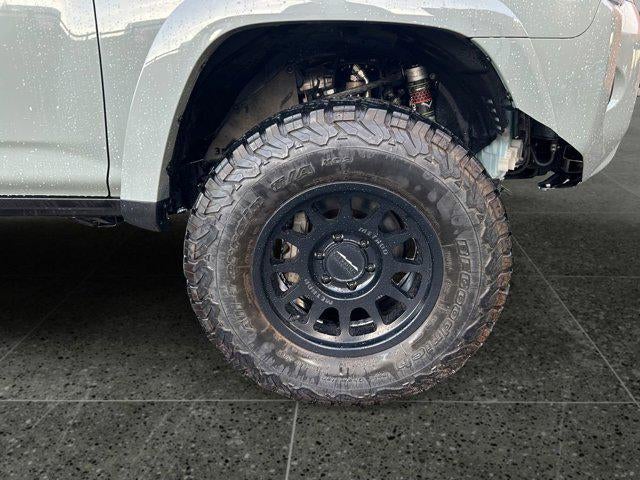 2022 Toyota 4RUNNER Trail