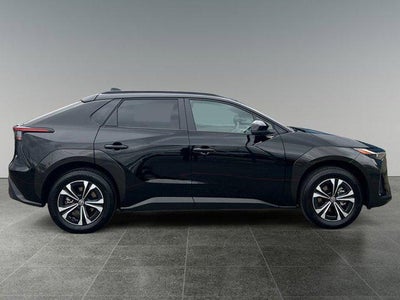 2025 Toyota bZ4X XLE