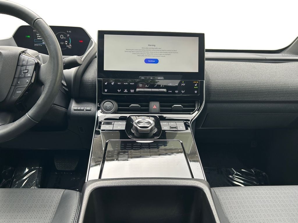 2023 Toyota bZ4X Limited