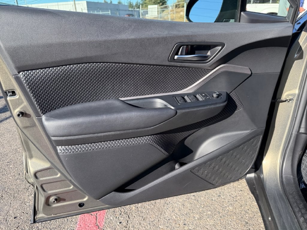 2021 Toyota C-HR LE